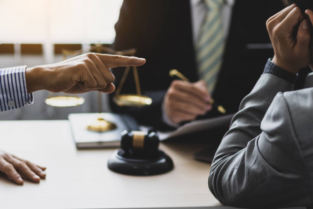 Resolving Construction Contract Disputes: Effective Strategies